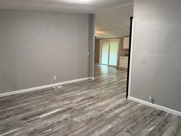 $258,000 | 1831 County Road 2235, Cleveland, TX 77327