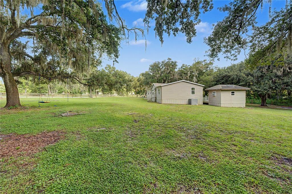 3935 Ewell Road Lakeland, FL 33811 - Photo 32 of 36