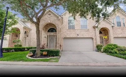 $2,400 | 6439 West Linpar Court, Houston, TX 77040