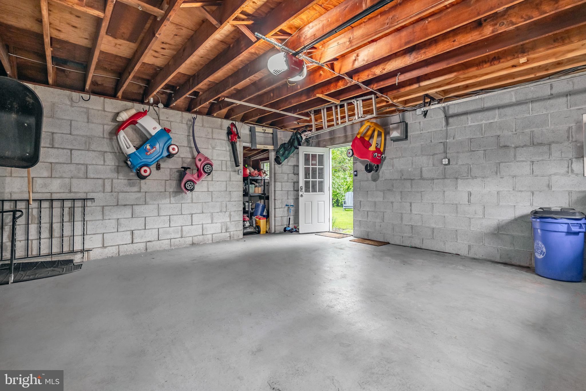2710 Prescott Road Havertown, PA 19083 - Photo 33 of 38