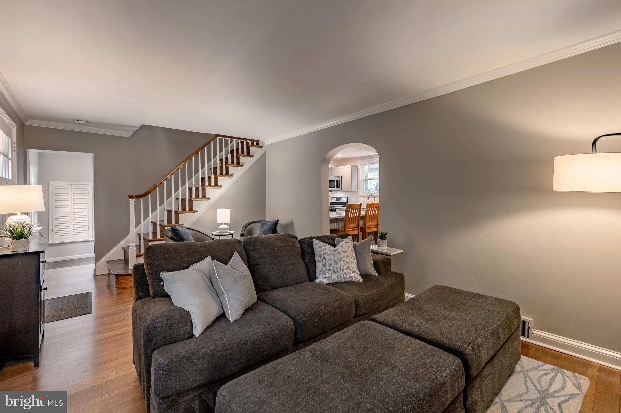 2710 Prescott Road Havertown, PA 19083 - Photo 6 of 38 a living room with furniture and wooden floor