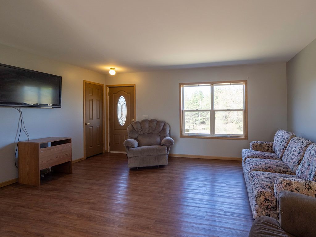6393 Inman Road Southwest Fife Lake, MI 49633 - Photo 7 of 41 1886543-6.JPG