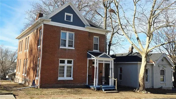 $239,000 | 220 North 17th Street, St. Joseph, MO 64501