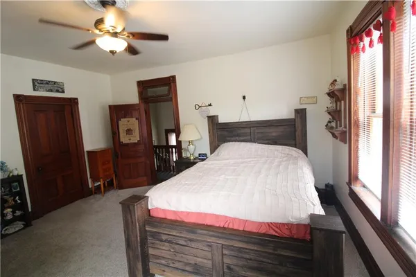 $239,000 | 220 North 17th Street, St. Joseph, MO 64501