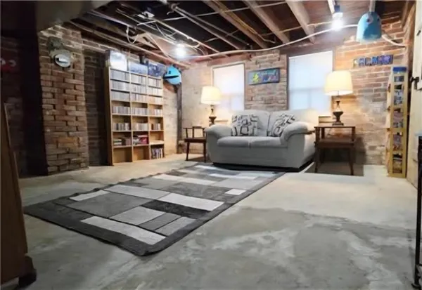 $239,000 | 220 North 17th Street, St. Joseph, MO 64501