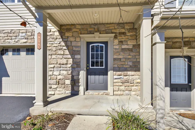 $340,000 | 6205 Galleon Drive, Mechanicsburg, PA 17050