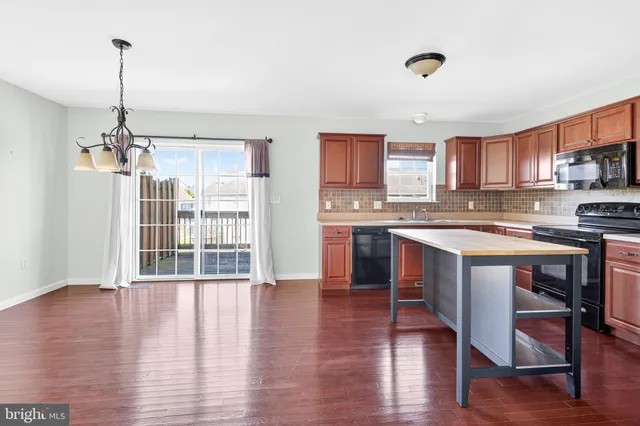 $340,000 | 6205 Galleon Drive, Mechanicsburg, PA 17050