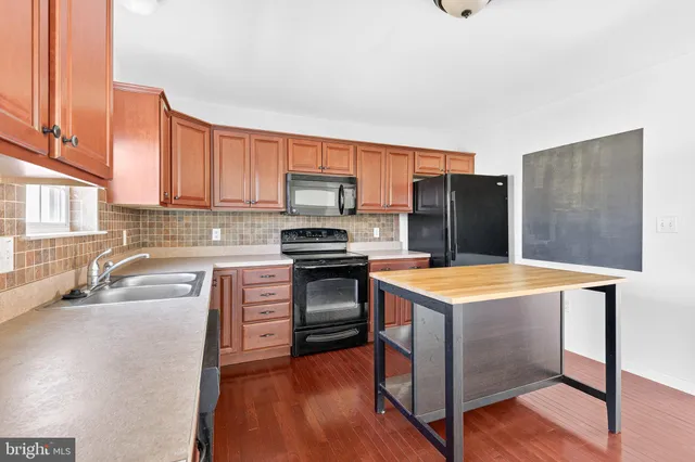 $340,000 | 6205 Galleon Drive, Mechanicsburg, PA 17050