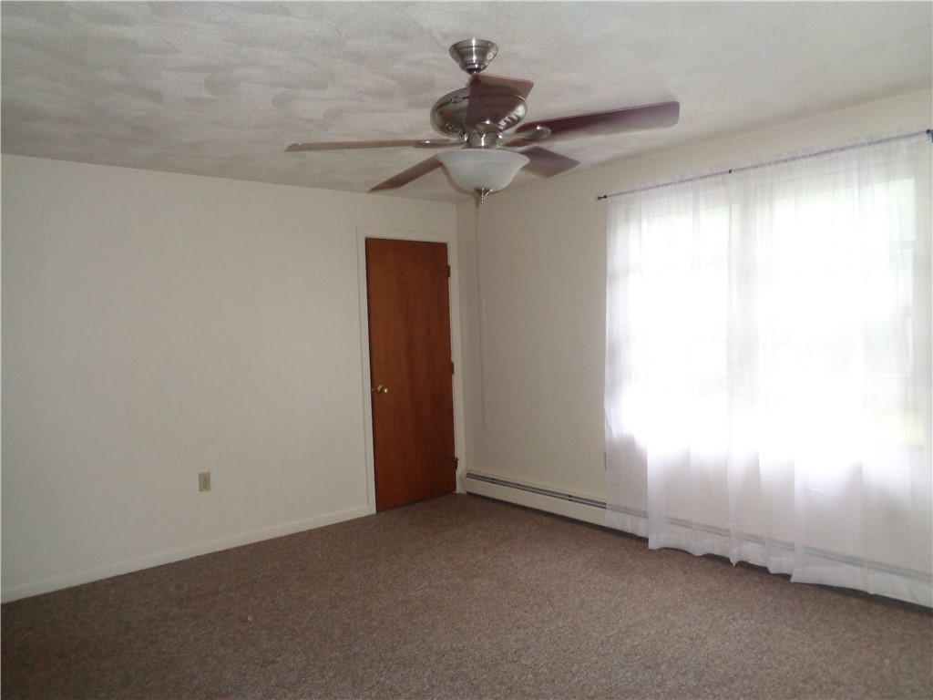 45 Reed Street Warwick, RI 02886 - Photo 15 of 29