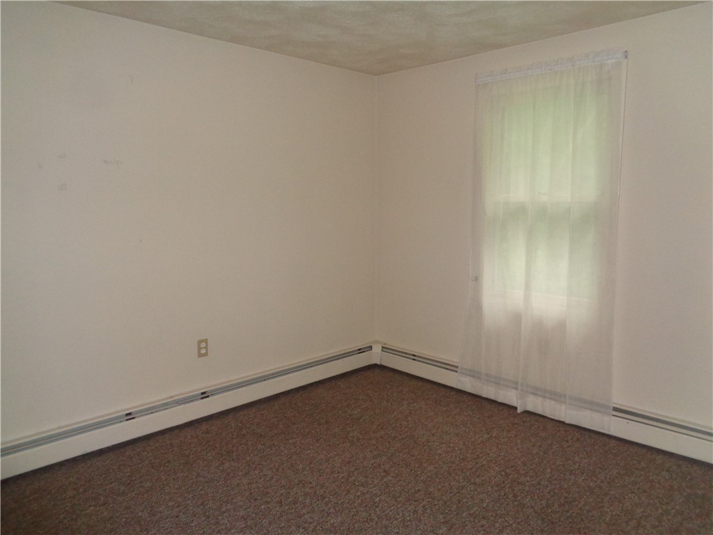 45 Reed Street Warwick, RI 02886 - Photo 18 of 29