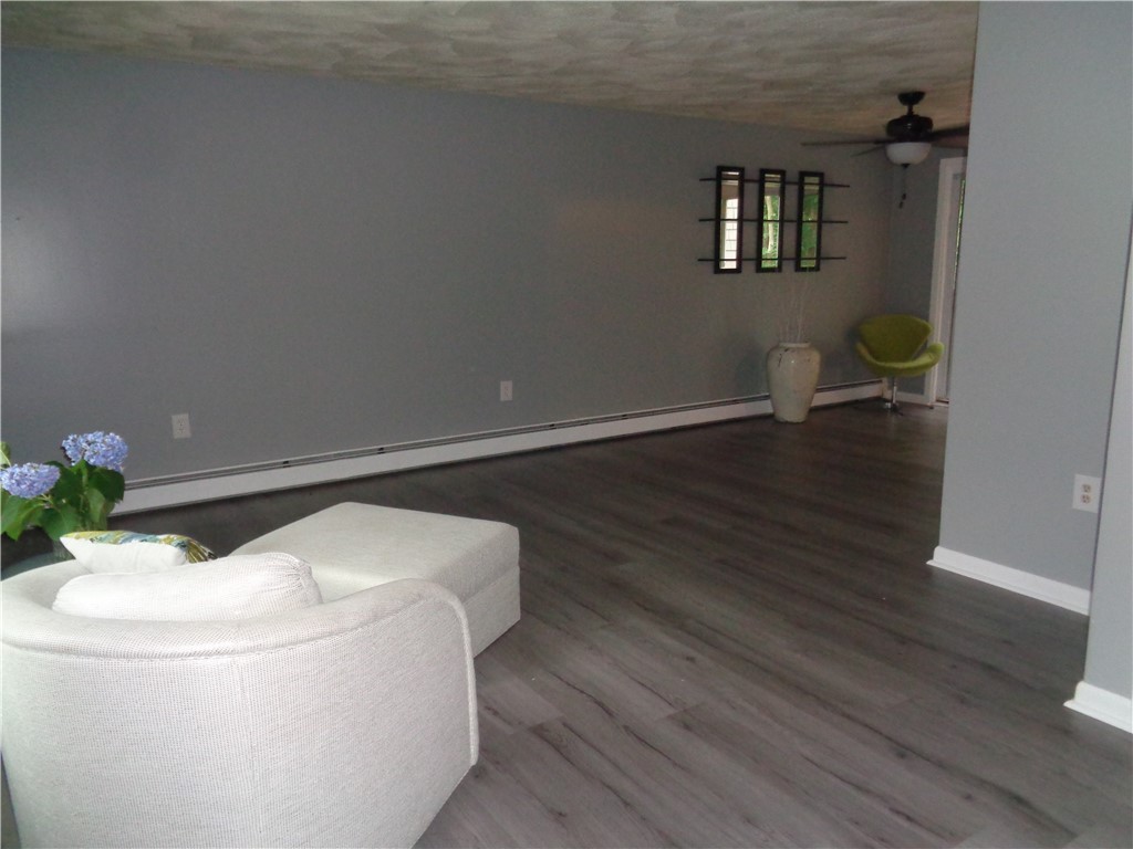 45 Reed Street Warwick, RI 02886 - Photo 4 of 29