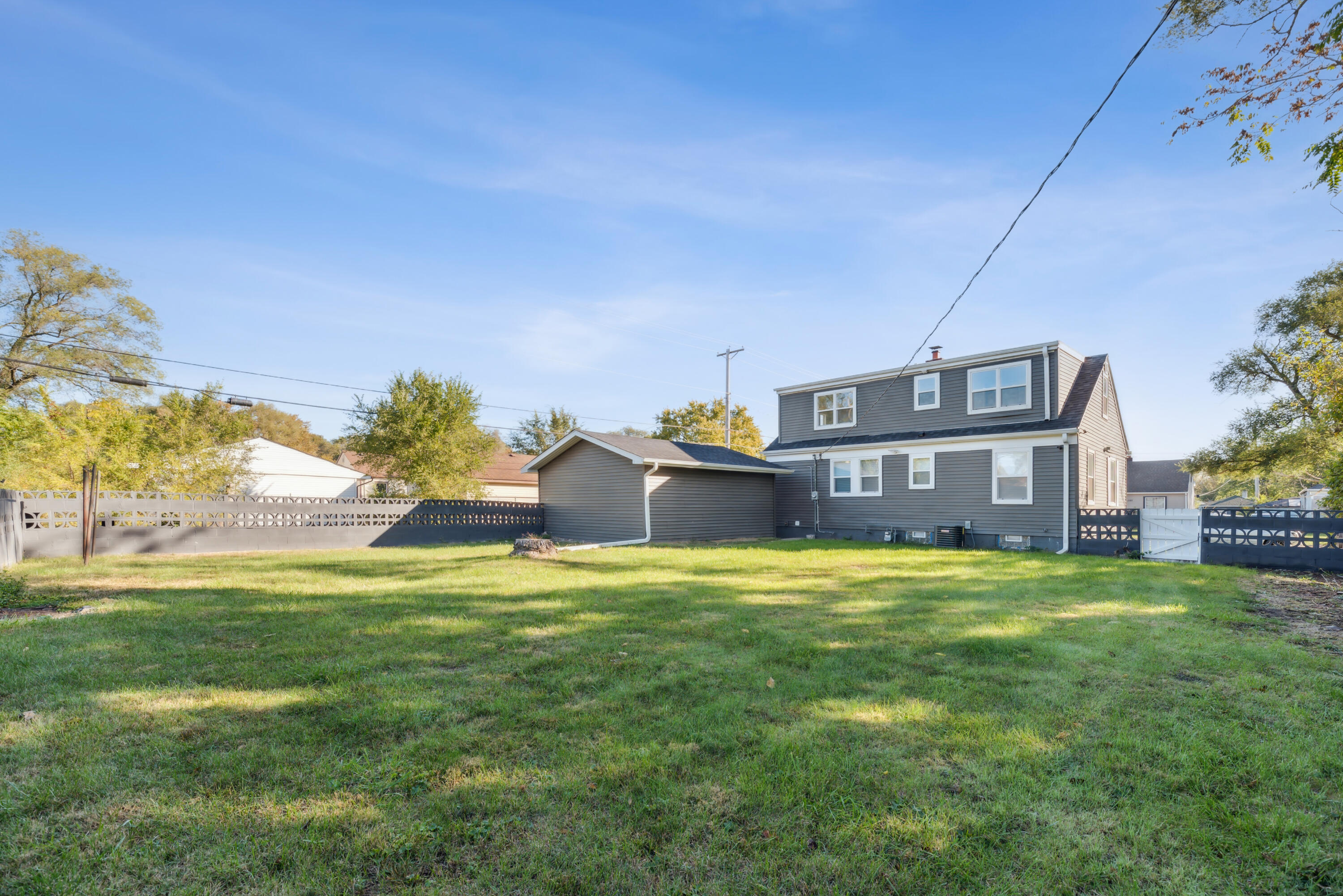 1122 Bigger Street Gary, IN 46404 - Photo 19 of 19 3000x2002