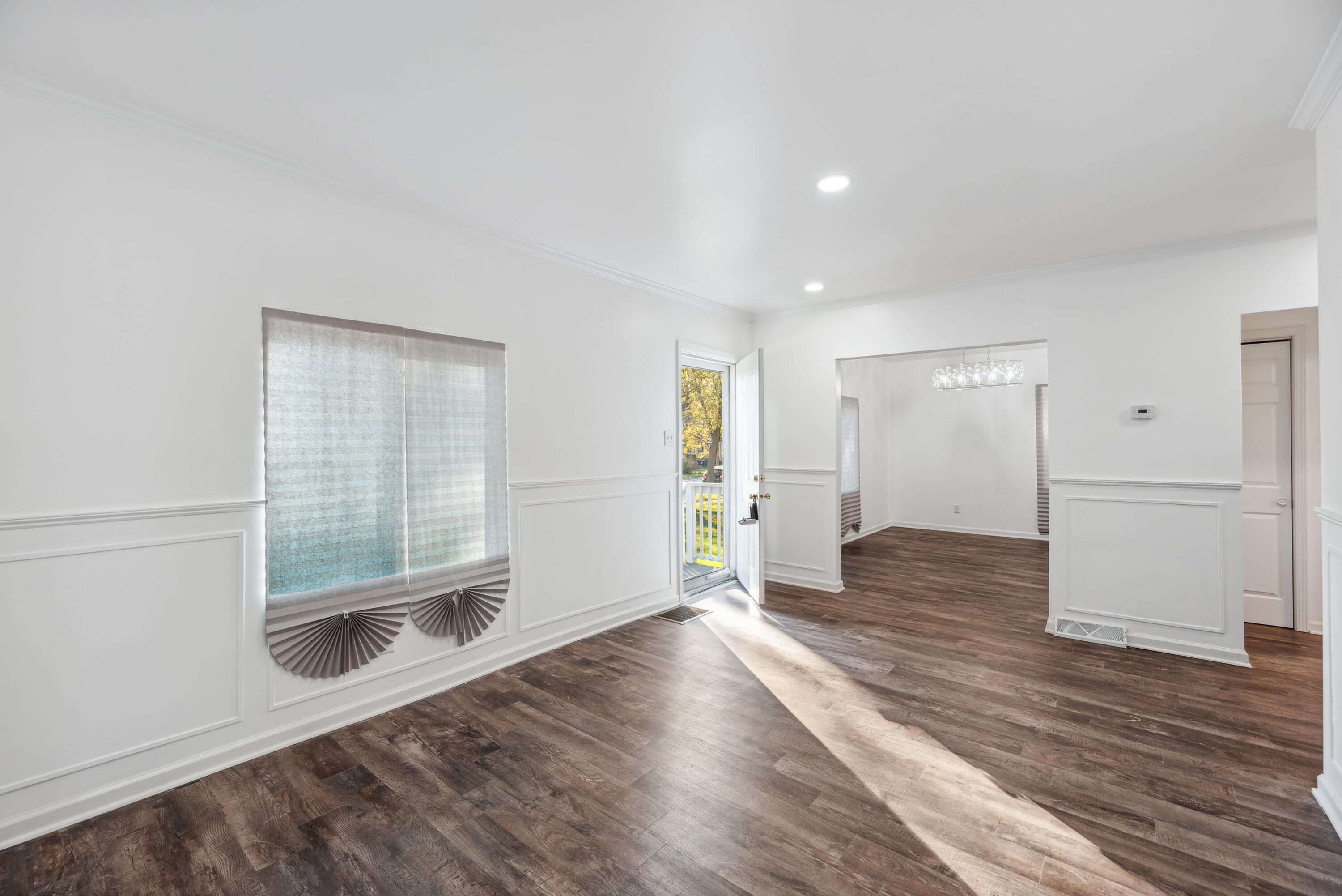 1122 Bigger Street Gary, IN 46404 - Photo 5 of 19 3000x2002