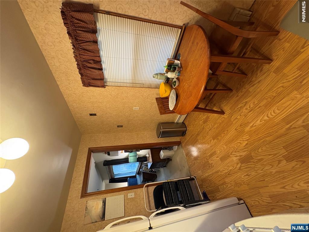839 Riverside Avenue, Unit 2 Lyndhurst, NJ 07071 - Photo 10 of 25 Gallery Image 10