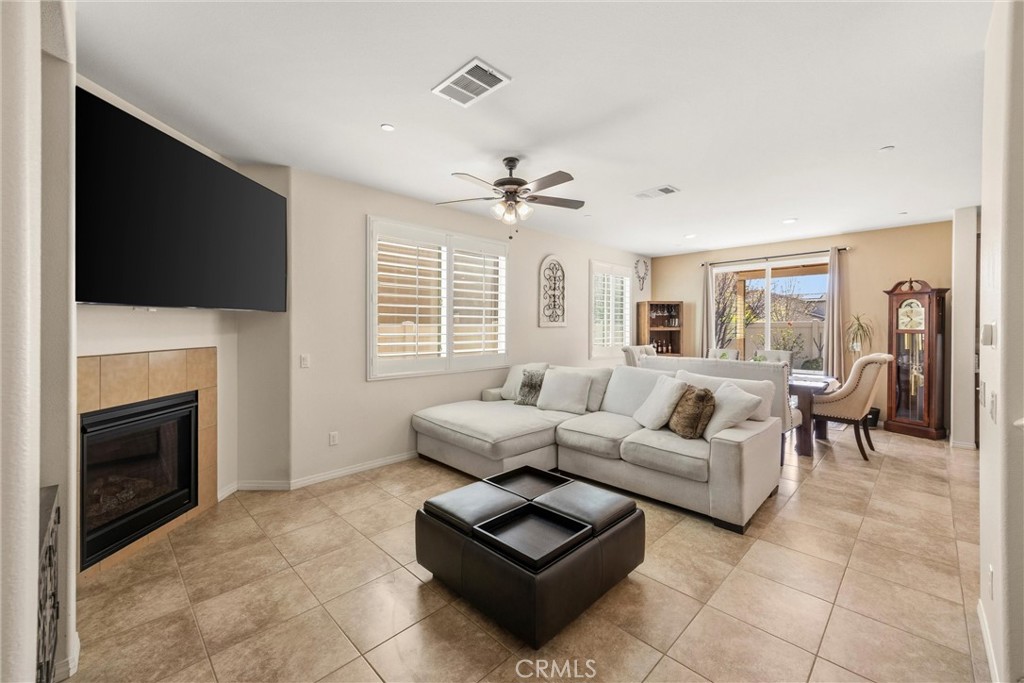 3826 Bur Oak Road San Bernardino, CA 92407 - Photo 11 of 51