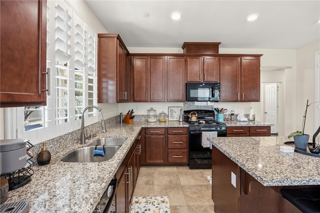 3826 Bur Oak Road San Bernardino, CA 92407 - Photo 19 of 51