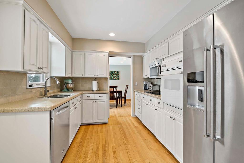 6109 Code Avenue Edina, MN 55436 - Photo 12 of 42