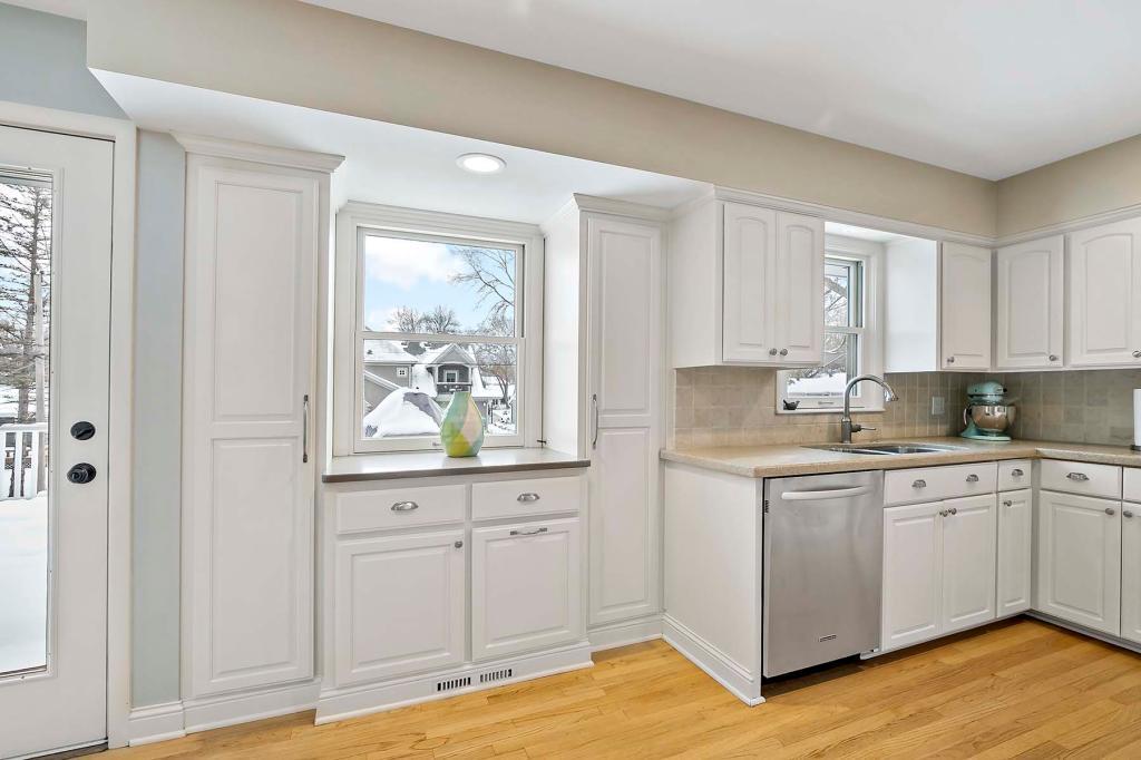 6109 Code Avenue Edina, MN 55436 - Photo 14 of 42