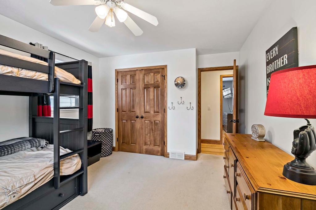 6109 Code Avenue Edina, MN 55436 - Photo 18 of 42