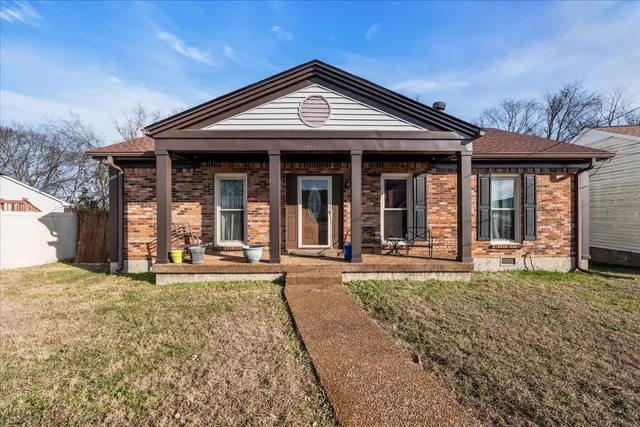 $325,000 | 1317 Pilgrim Drive, Madison, TN 37115