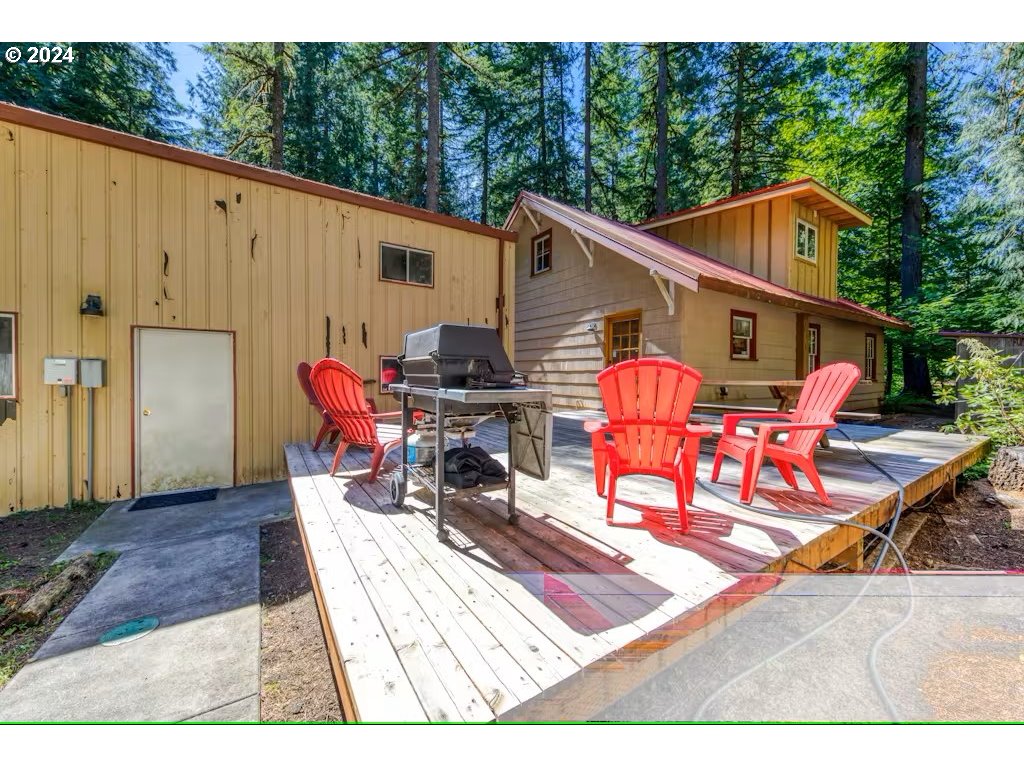 24700 East Hemlock Drive Rhododendron, OR 97049 - Photo 36 of 36 Gallery Image 36