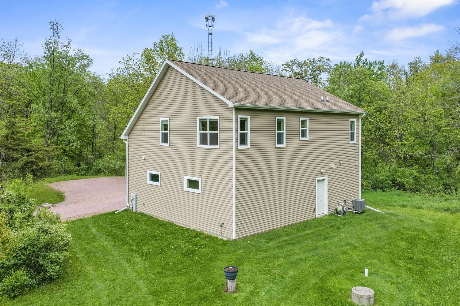 S5665 Devil's Crown Road Baraboo, WI 53913 - Photo 33 of 47