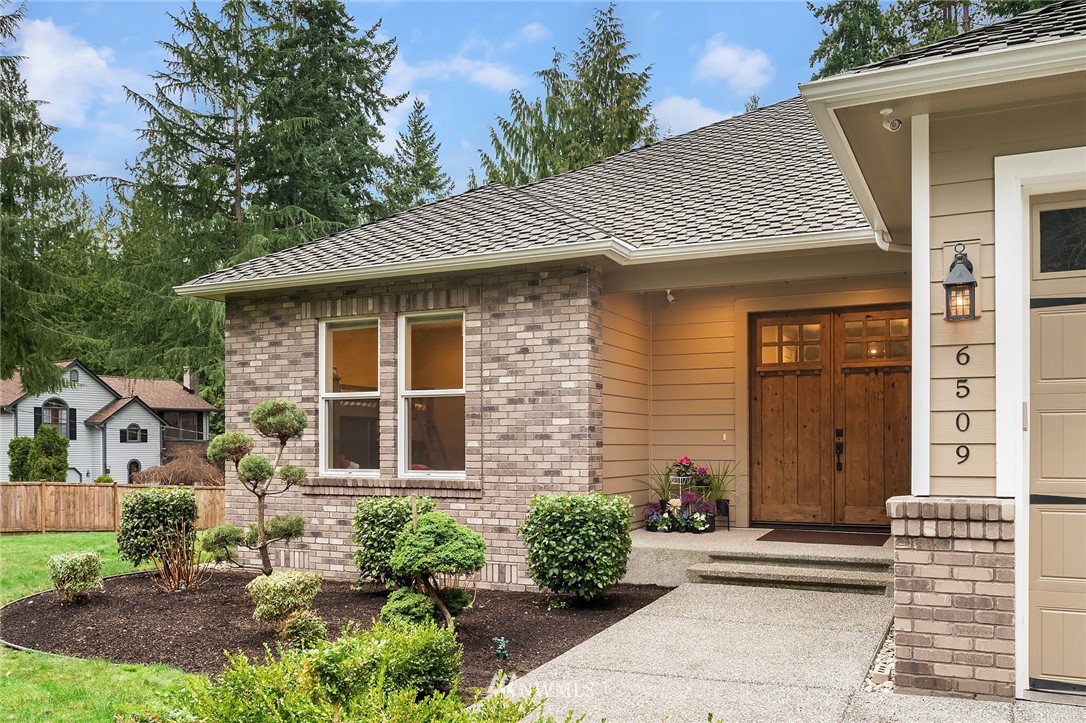 6509 Fisher Road Edmonds, WA 98026 - Photo 3 of 35 Gallery Image 3