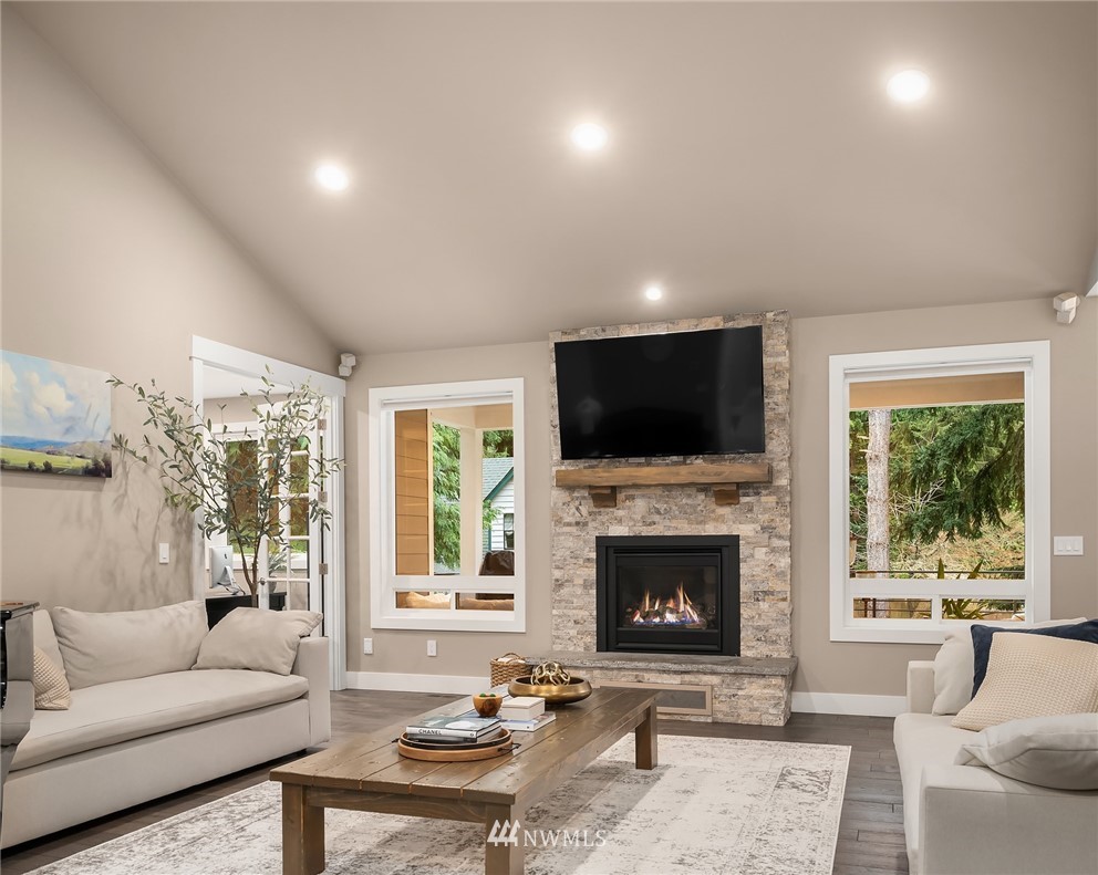 6509 Fisher Road Edmonds, WA 98026 - Photo 6 of 35 Gallery Image 6