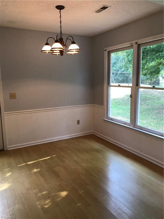 556 Covington Ridge Road Winston-Salem, NC 27107 - Photo 8 of 11 Gallery Image 8