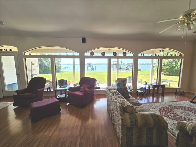 $1,400,000 | 3817 NASA Road 1, El Lago, TX 77586