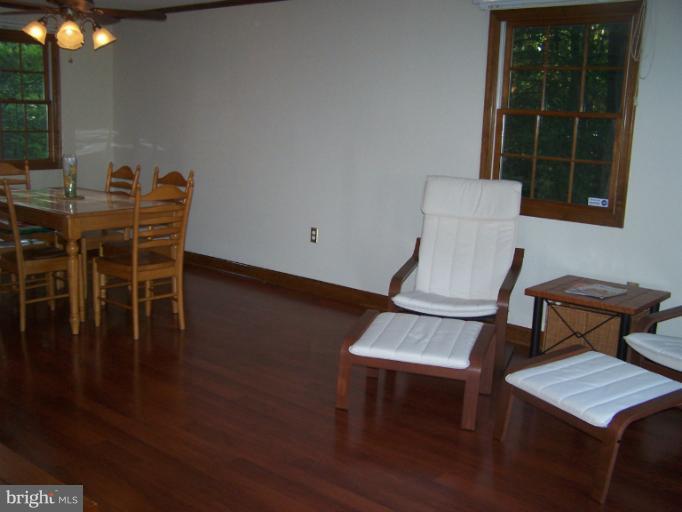 5422 Aylor Road Fairfax, VA 22032 - Photo 25 of 30 Interior (General)