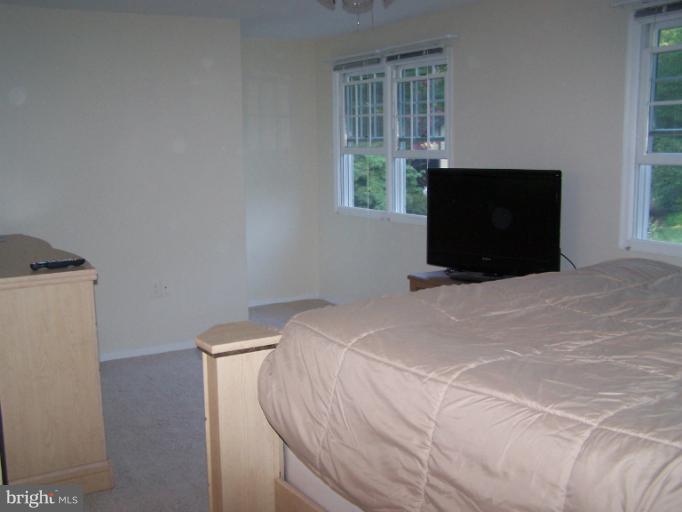 5422 Aylor Road Fairfax, VA 22032 - Photo 9 of 30 Bedroom (Master)