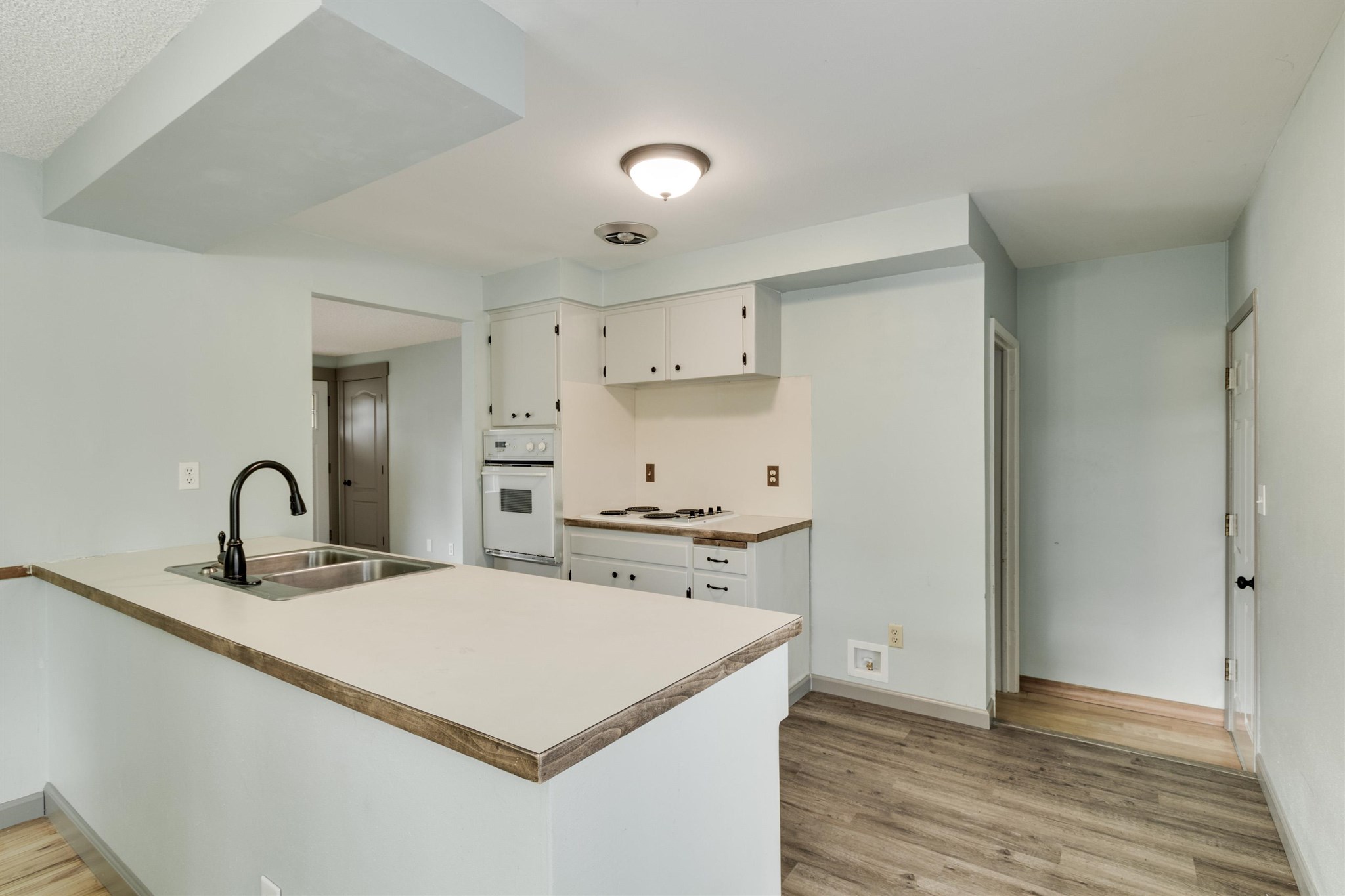 2423 South Sunrise Road Spokane Valley, WA 99206 - Photo 12 of 40 Gallery Image 12