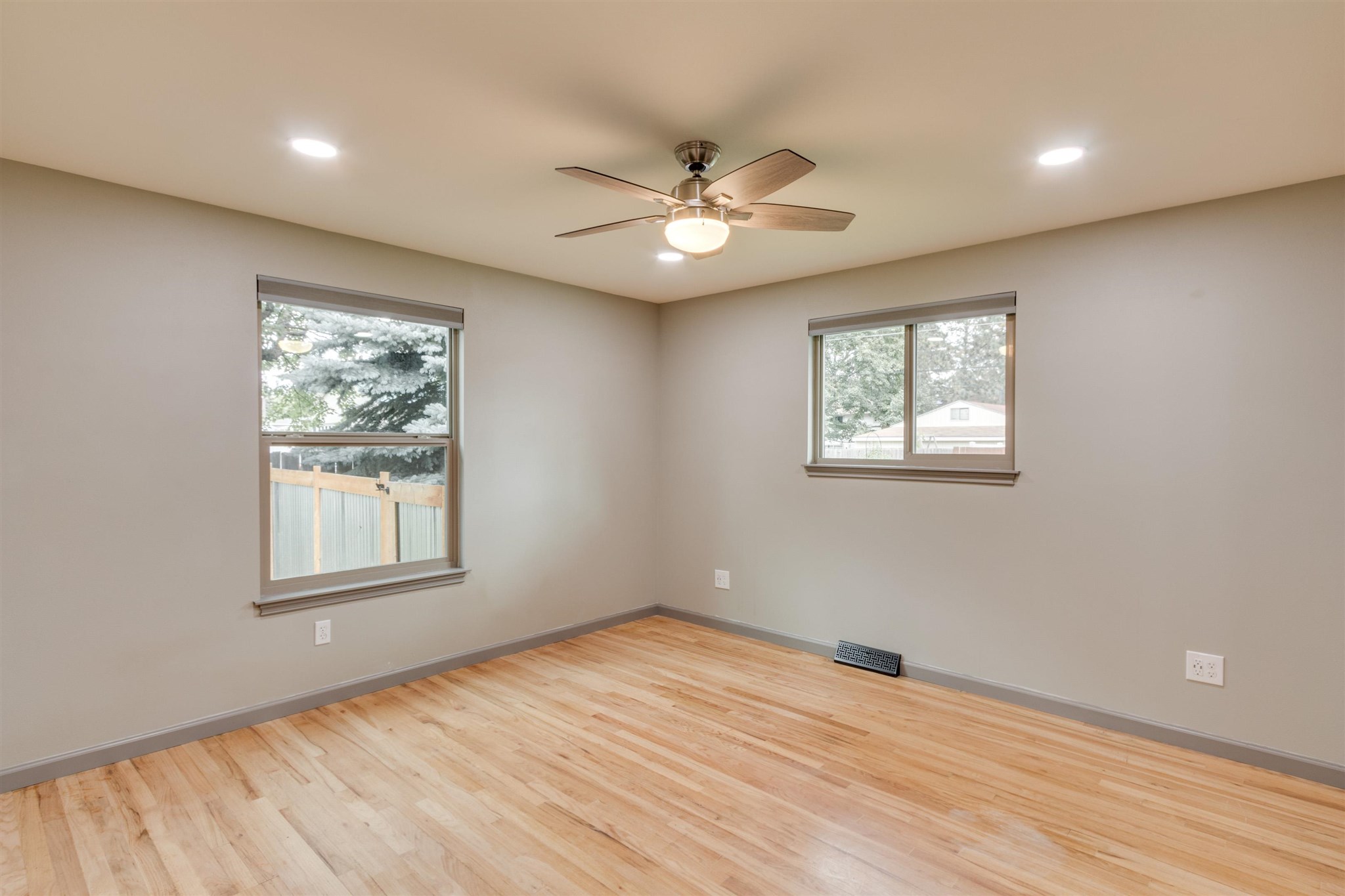 2423 South Sunrise Road Spokane Valley, WA 99206 - Photo 16 of 40 Gallery Image 16