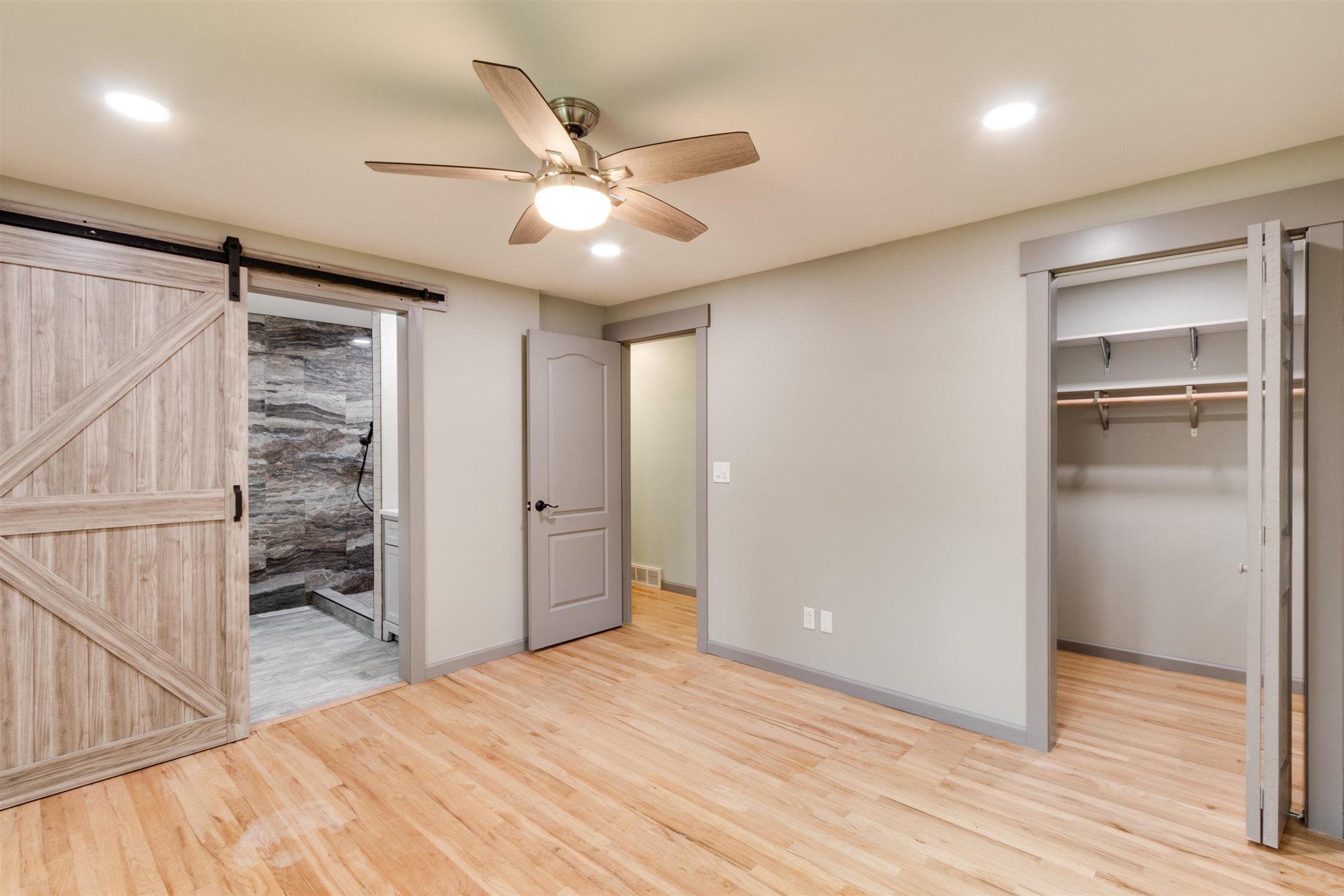 2423 South Sunrise Road Spokane Valley, WA 99206 - Photo 17 of 40 Gallery Image 17