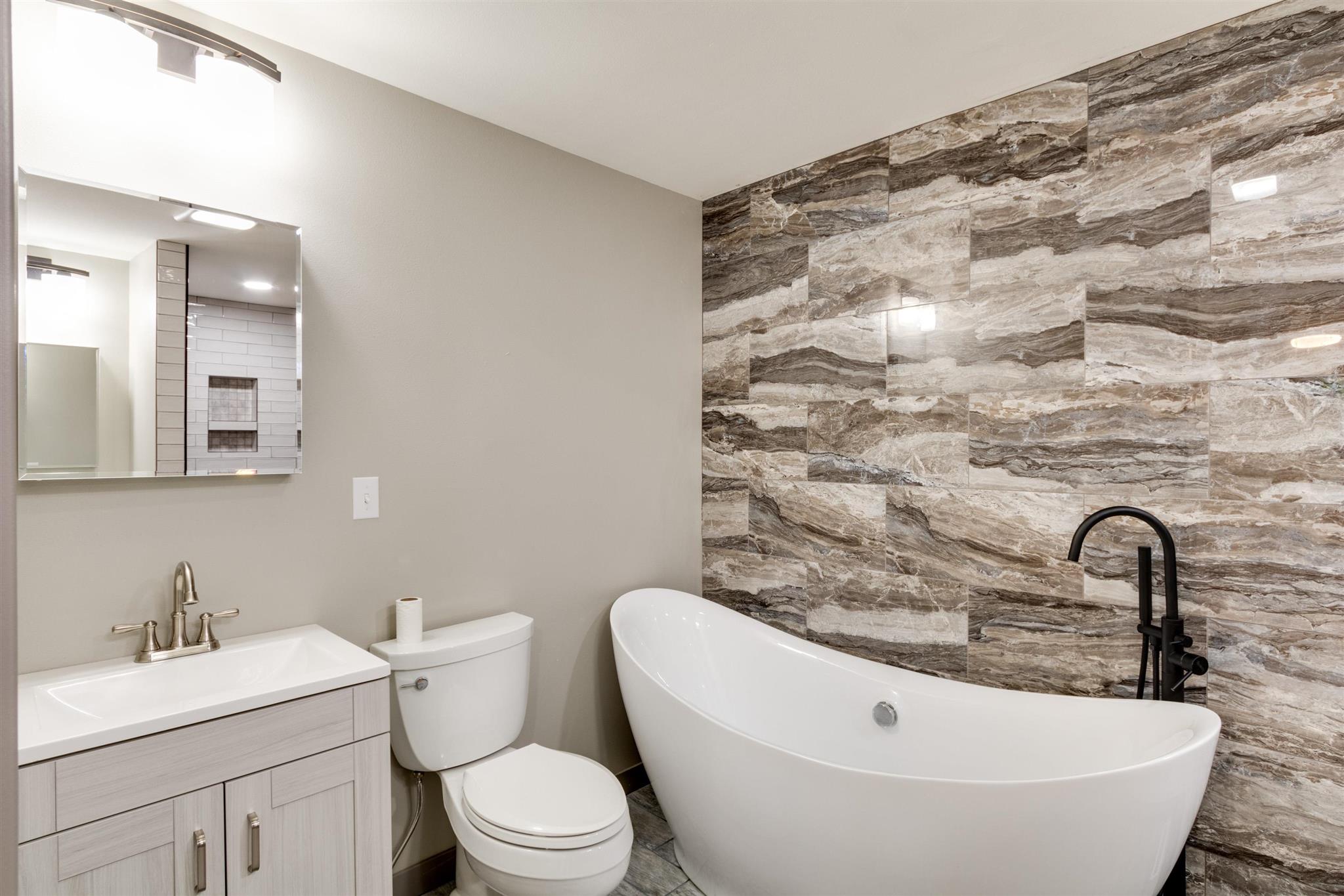2423 South Sunrise Road Spokane Valley, WA 99206 - Photo 18 of 40 Gallery Image 18