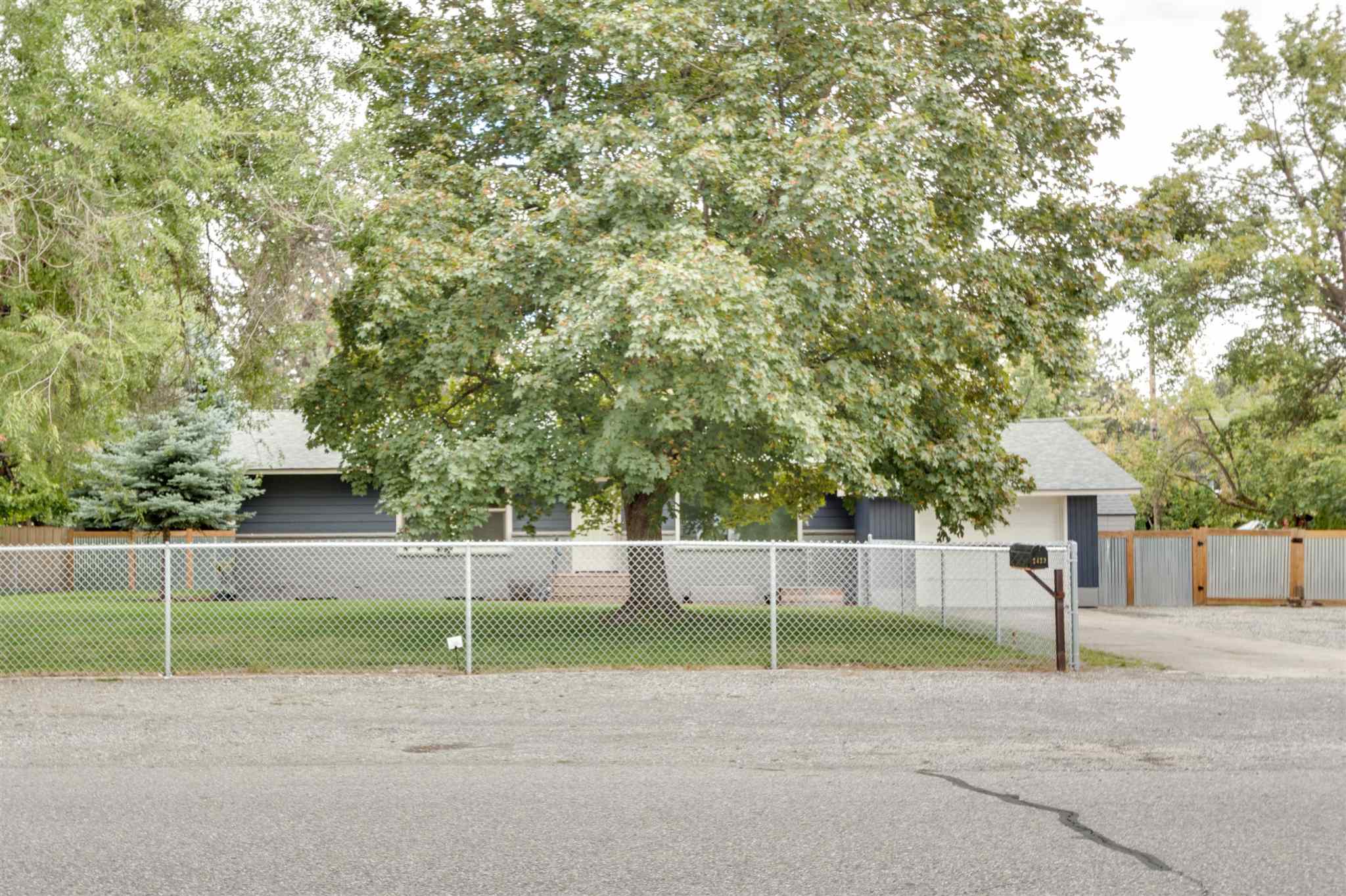 2423 South Sunrise Road Spokane Valley, WA 99206 - Photo 37 of 40 Gallery Image 37
