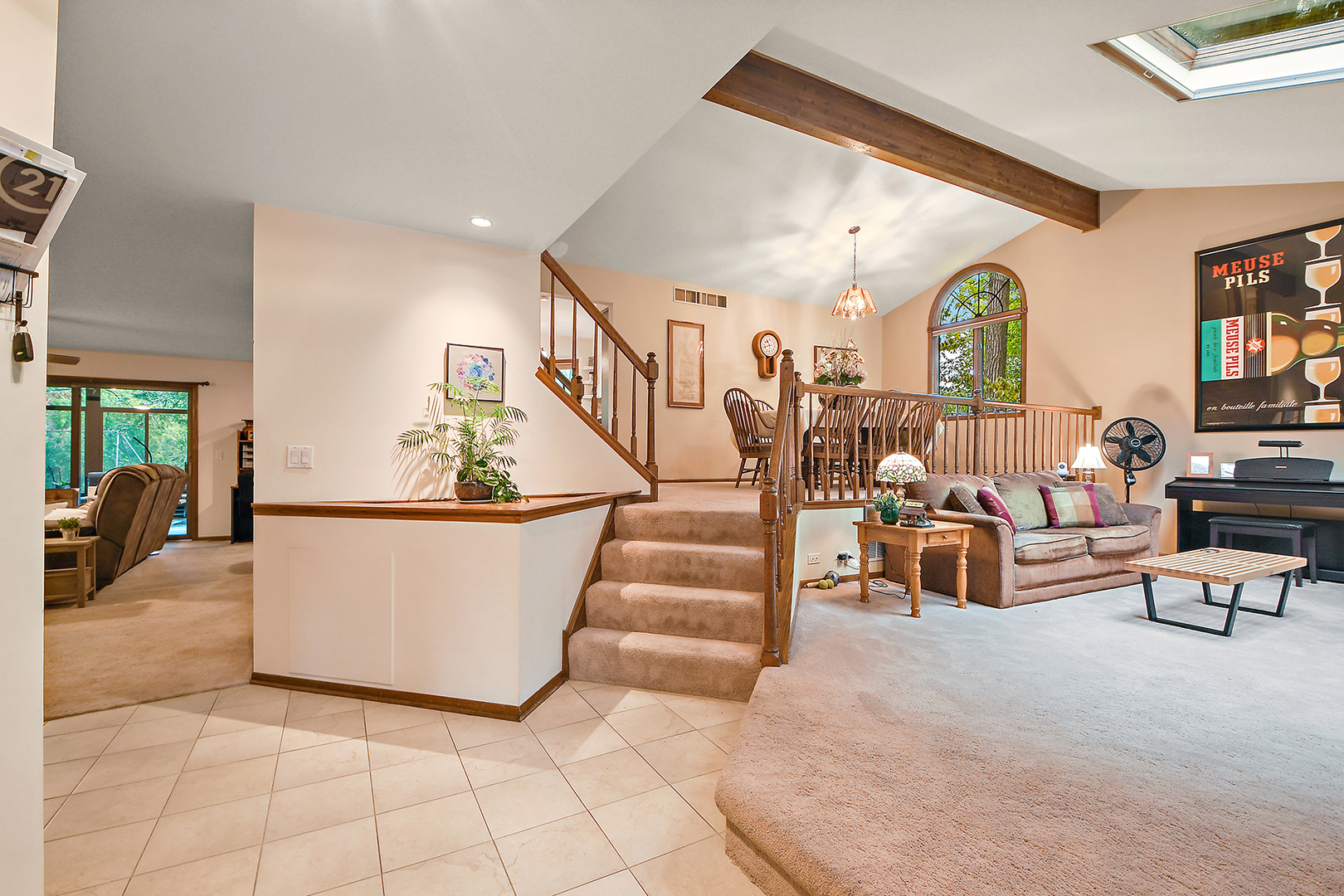 12612 West Hadley Road Homer Glen, IL 60491 - Photo 5 of 39 a view of living room with furniture and white walls
