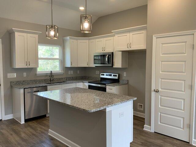 3103 Pinot Way Crestview, FL 32536 - Photo 2 of 5 IMG_3827