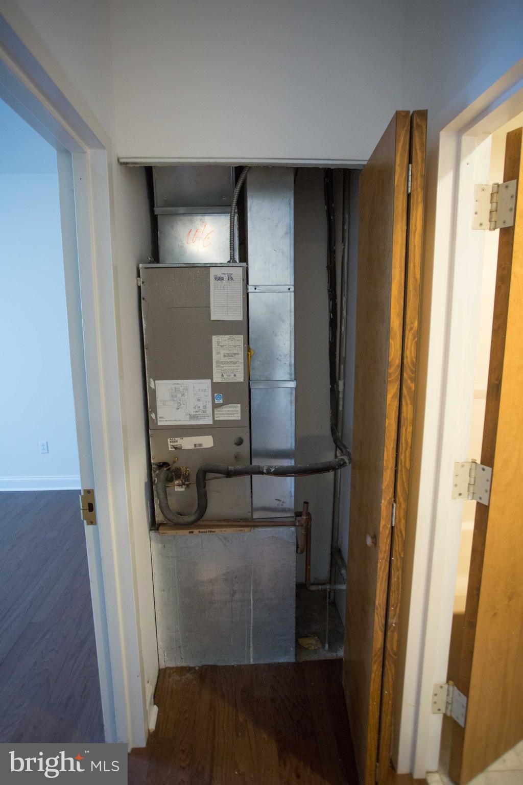 1600-2 Walnut Street, Unit 405 Philadelphia, PA 19103 - Photo 18 of 22