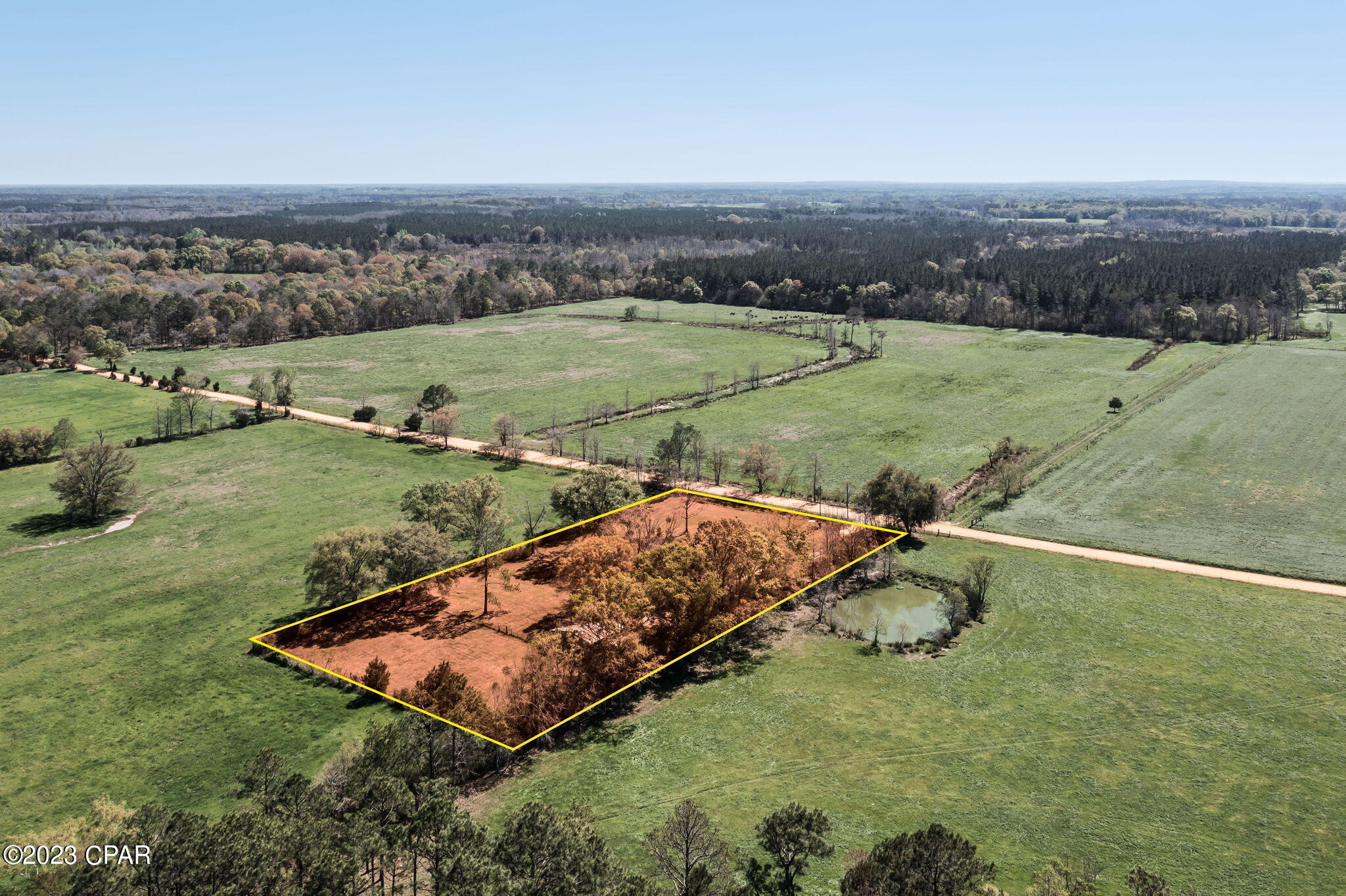 406 Satellite Road Graceville, FL 32440 - Photo 1 of 35