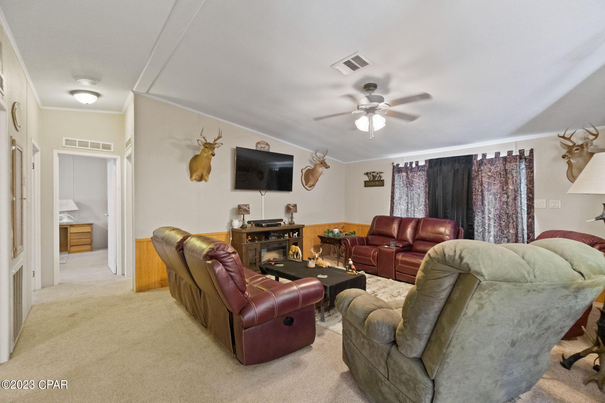 406 Satellite Road Graceville, FL 32440 - Photo 7 of 35