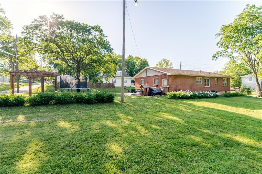 1001 Maple Street Atchison, KS 66002 - Photo 8 of 45