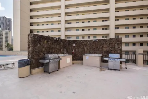 a view of a storage & utility room with washer and dryer