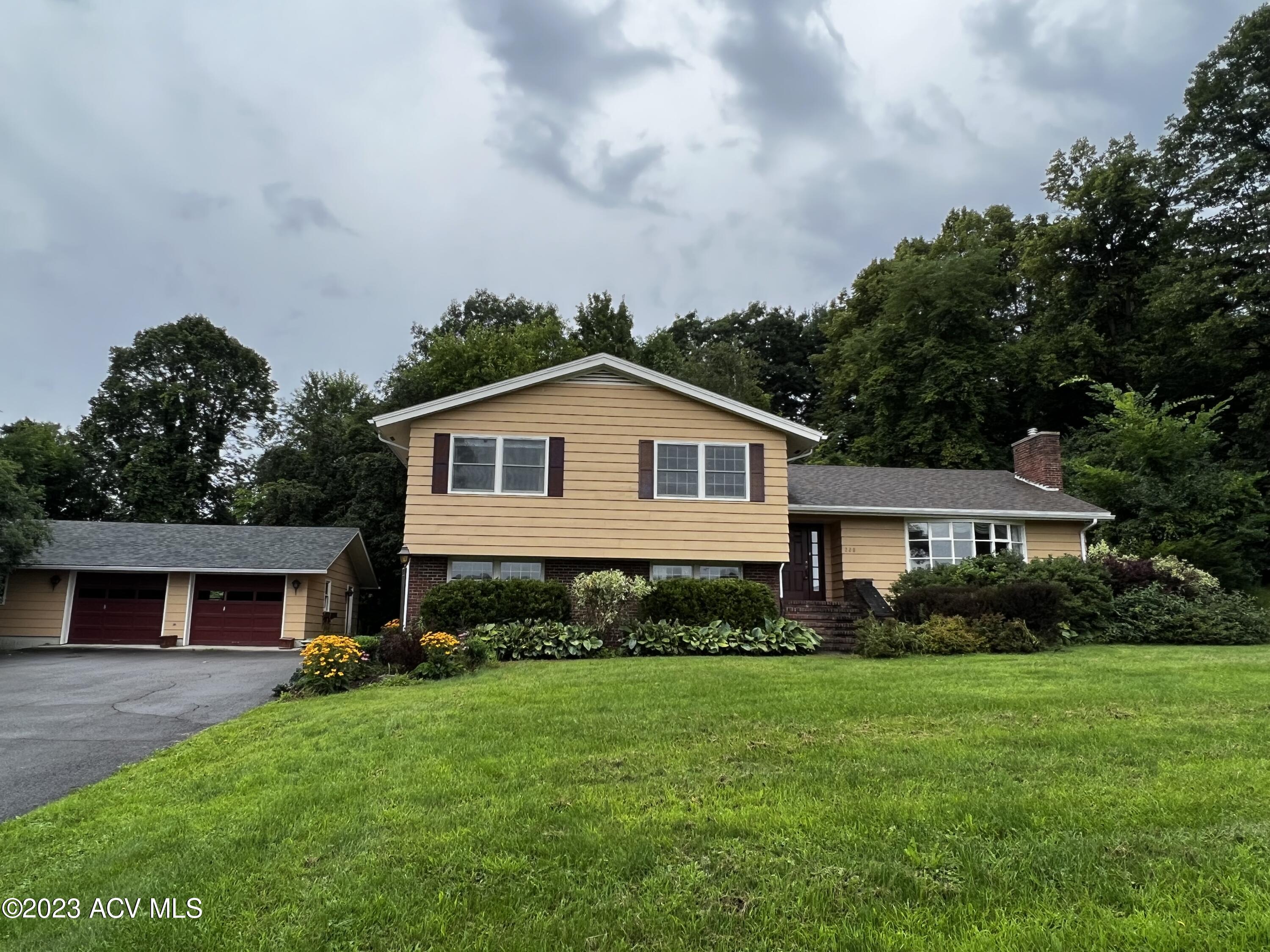 228 River Road Peru, NY 12972 - Photo 1 of 1
