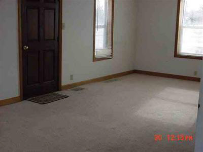 5007 North Henderson Road Davison, MI 48423 - Photo 10 of 14 20132914-9.JPG