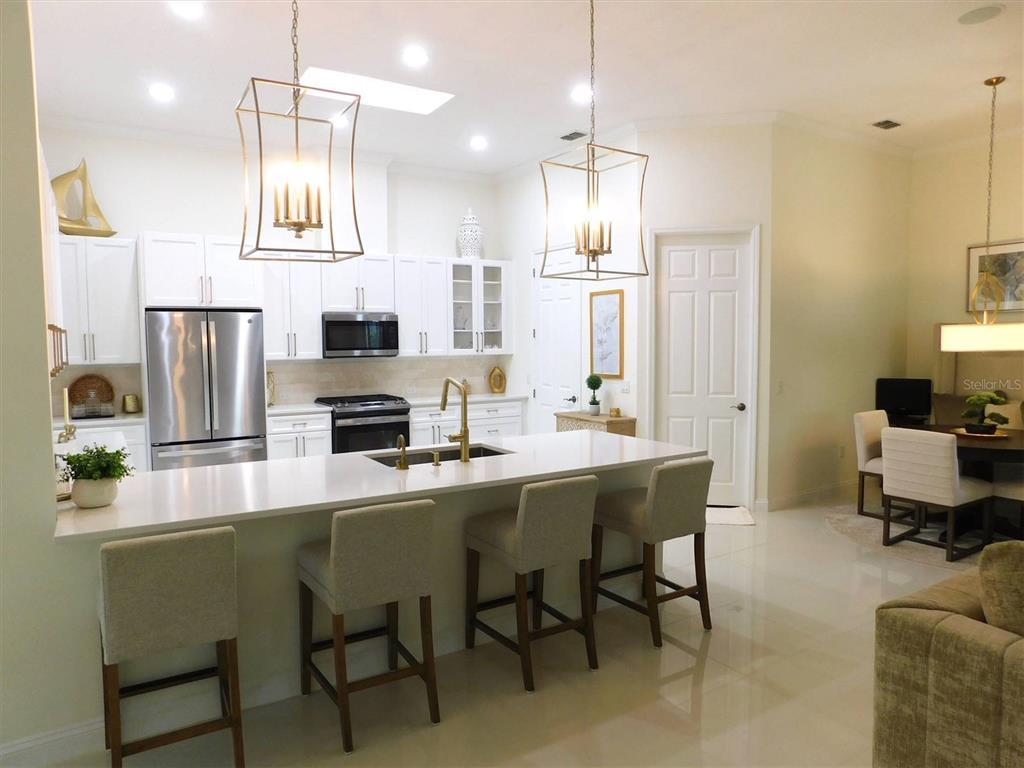 13836 Bluebird Pond Road Windermere, FL 34786 - Photo 12 of 31