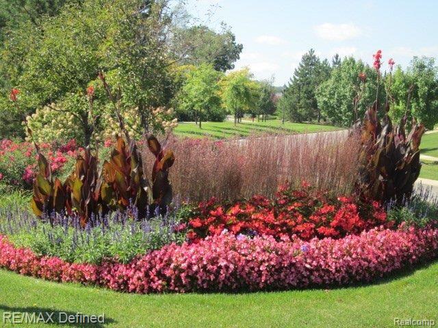 3723 Tremonte Circle, Unit 26 Rochester, MI 48306 - Photo 18 of 18 Impressive Entrance