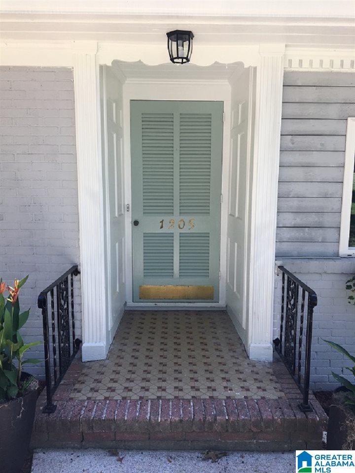 1205 Wickford Road Birmingham, AL 35216 - Photo 2 of 36