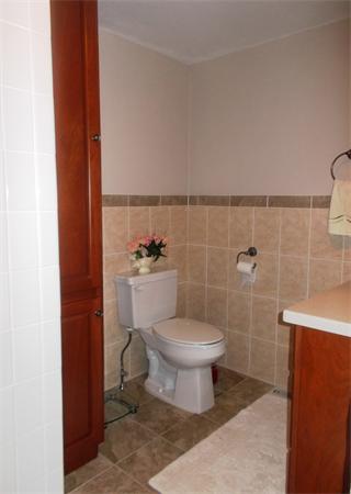 27 Fenelon Road Framingham, MA 01702 - Photo 8 of 30 Gallery Image 8
